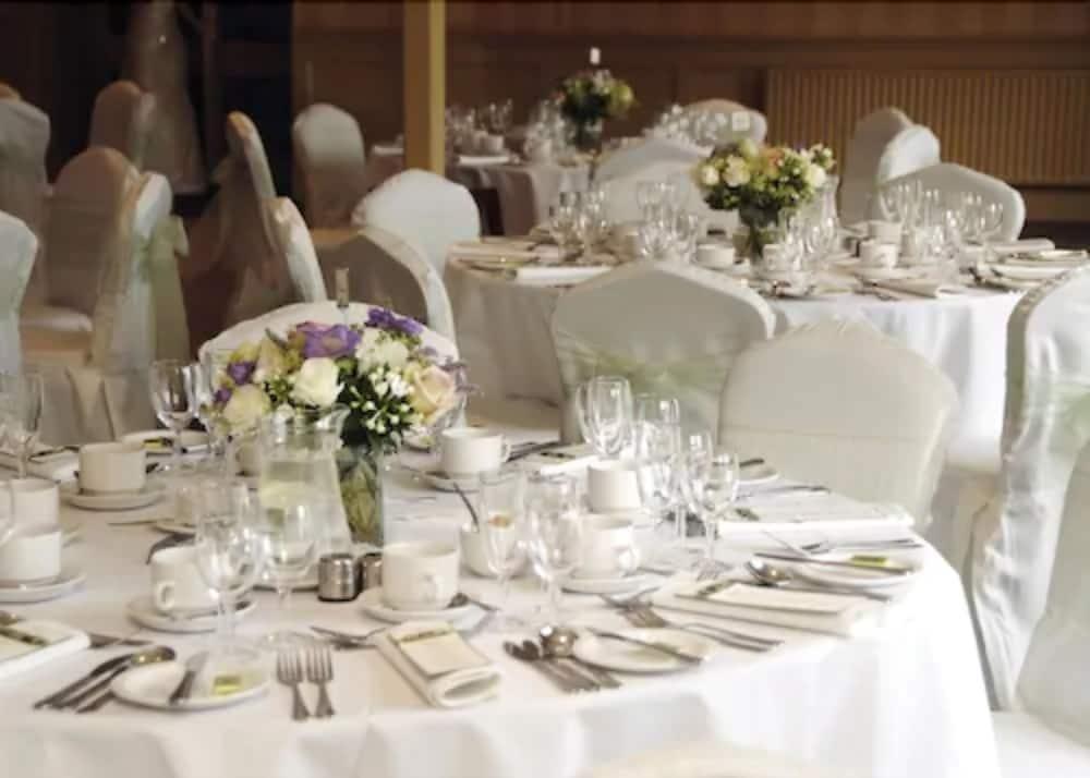 פנרית' Roundthorn Country House & Luxury Apartments מראה חיצוני תמונה